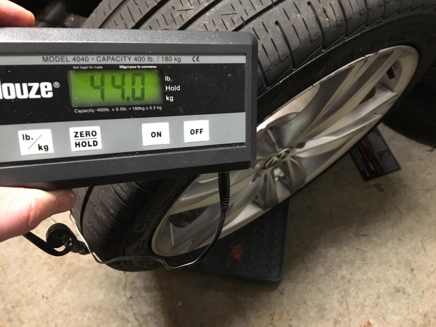 Weight (with tire)