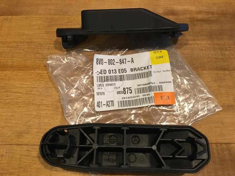 8V0.802.847.A<br>rear pad